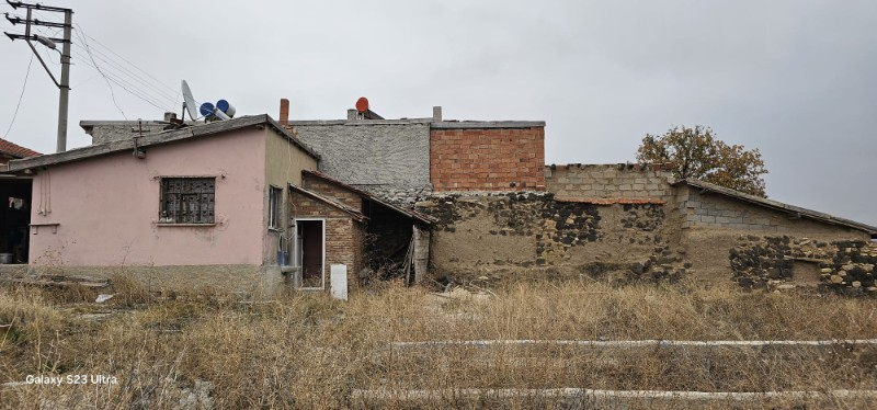 AFYONKARAHİSAR İSCEHİSAR MÜSTAKİL EV TAPU SAHİBİ PERTA EMLAK ÜMİT TAHMAZ