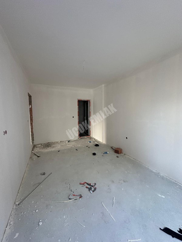 AFYON ÜÇOK EMLAKTAN KANLICA MAH SIFIR 3+1 LÜX SATILIK DAİRE