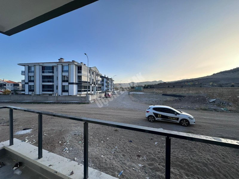 AFYON ÜÇOK EMLAKTAN KANLICA MAH SIFIR 3+1 LÜX SATILIK DAİRE