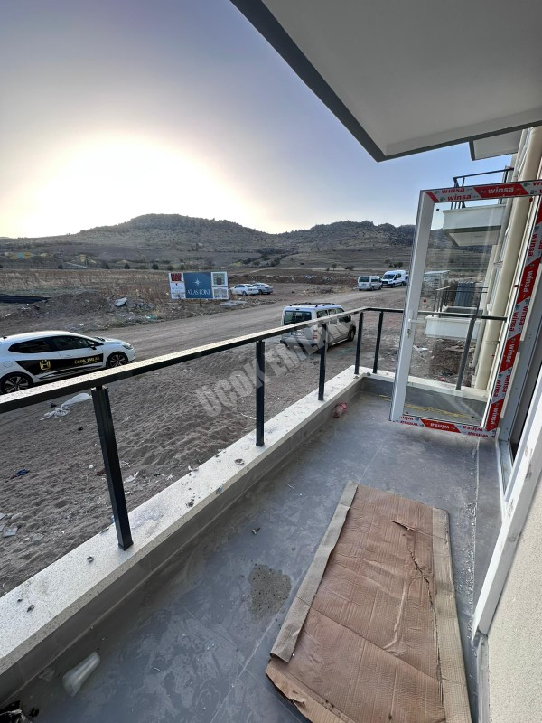 AFYON ÜÇOK EMLAKTAN KANLICA MAH SIFIR 3+1 LÜX SATILIK DAİRE