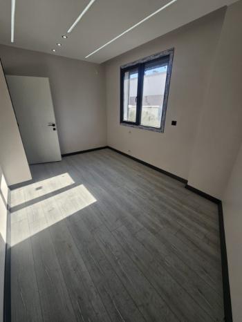 DİDİM HİSAR MAHALLESİNDE DENİZ MANZARALI  GENİŞ BAHÇELİ SIFIR 3+1 SATILIK VİLLA