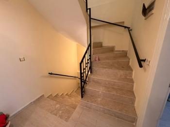 DİDİM ALTINKUM’DA DENİZE YÜRÜME MESAFESİNDE 3+1 EŞYALI, TERASLI,AYRI MUTFAKLI,MÜSTAKİL BAHÇELİ BİTİŞİK NİZAM ÇİFT VİLLA – KAÇIRILMAYACAK YATIRIM!