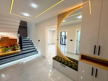 Didim'de Satılık 4+1 Lüks Villa