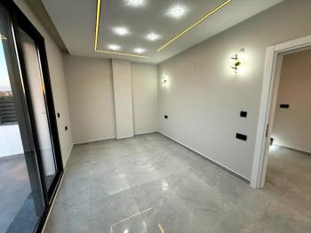 Didim'de Satılık 4+1 Lüks Villa