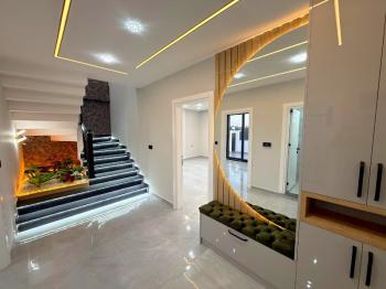 Didim'de Satılık 4+1 Lüks Villa