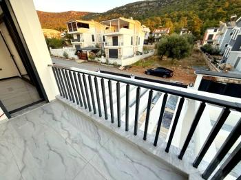 Didim Akbükde Satılık 4+1 Tam Müstakil Villa