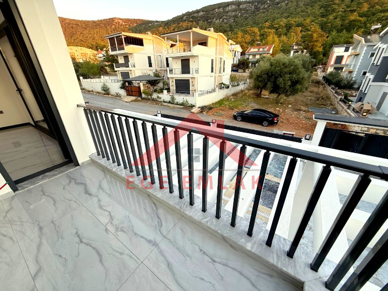 Didim Akbükde Satılık 4+1 Tam Müstakil Villa