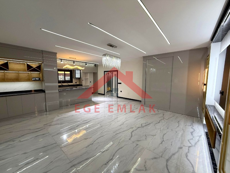 Didim Akbükde Satılık 4+1 Tam Müstakil Villa