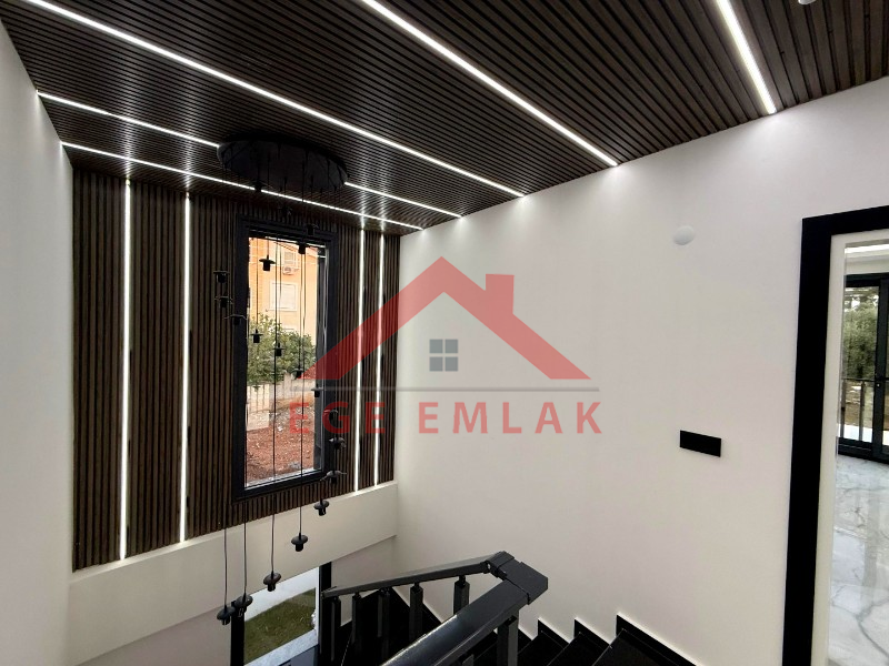 Didim Akbükde Satılık 4+1 Tam Müstakil Villa