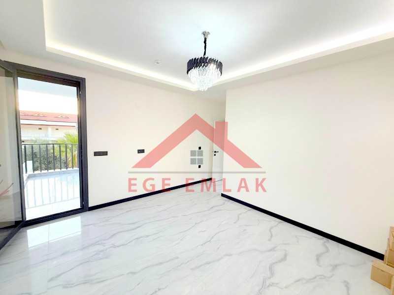 Didim Akbükde Satılık 4+1 Tam Müstakil Villa