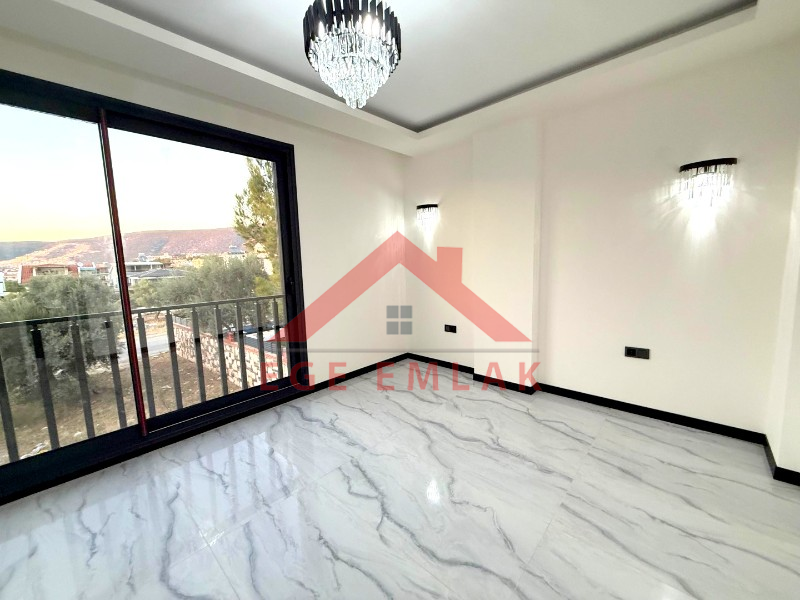 Didim Akbükde Satılık 4+1 Tam Müstakil Villa