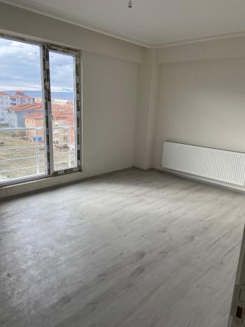 GÜVENAY - ÇORUM GÜLABİBEY HUZUR EVİ CİVARI SATILIK 3+1 SIFIR DAİRE 