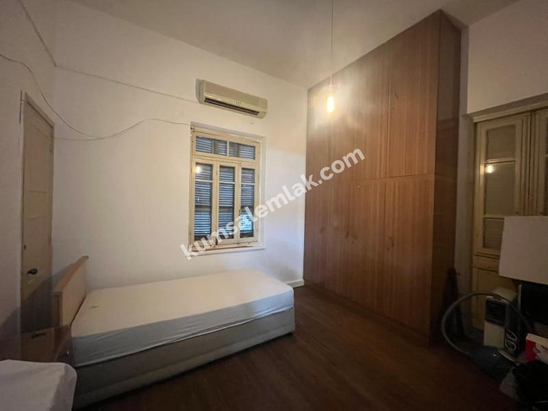 KÖŞKLÜÇİFTLİK'DE EŞYALI MÜSTAKİL EV 