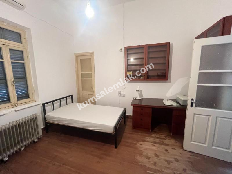 KÖŞKLÜÇİFTLİK'DE EŞYALI MÜSTAKİL EV 