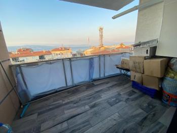 MUDANYA ÖMERBEY MERKEZDE SAHİLE 300 METRE 5 YAŞ BİNADA 186 M2 3+1 DUBLEKS DAİRE