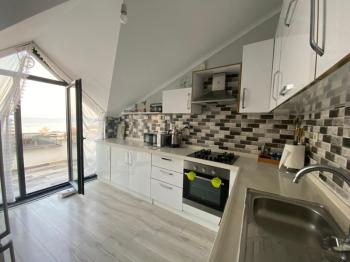 MUDANYA ÖMERBEY MERKEZDE SAHİLE 300 METRE 5 YAŞ BİNADA 186 M2 3+1 DUBLEKS DAİRE