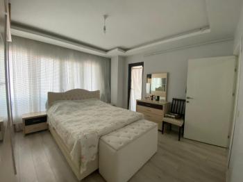MUDANYA ÖMERBEY MERKEZDE SAHİLE 300 METRE 5 YAŞ BİNADA 186 M2 3+1 DUBLEKS DAİRE