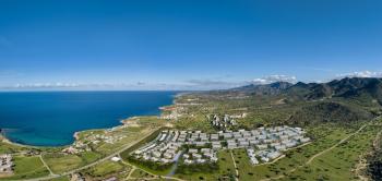 KKTC Girne Esentepe'nin En Donanımlı Sitesinde Denize 300 Metre Mesafede Satılık 1+1 Lüks Daireler