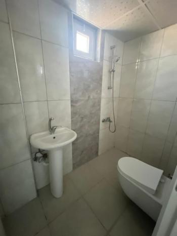 AFYON ÜÇOK EMLAKTAN SÜLÜN BLD YOL ÜZERİ 3+1 LÜX GENİŞ SATILIK DAİRE