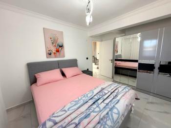 Didim'de 700 M² Arsa İçerisinde Satılık 4+ 1 Villa