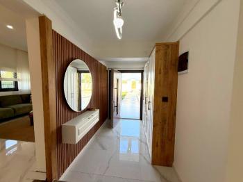 Didim'de 700 M² Arsa İçerisinde Satılık 4+ 1 Villa