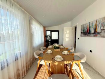 Didim'de 700 M² Arsa İçerisinde Satılık 4+ 1 Villa