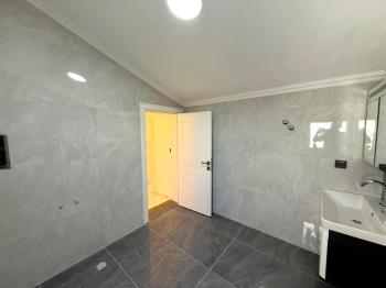 Didim'de 700 M² Arsa İçerisinde Satılık 4+ 1 Villa