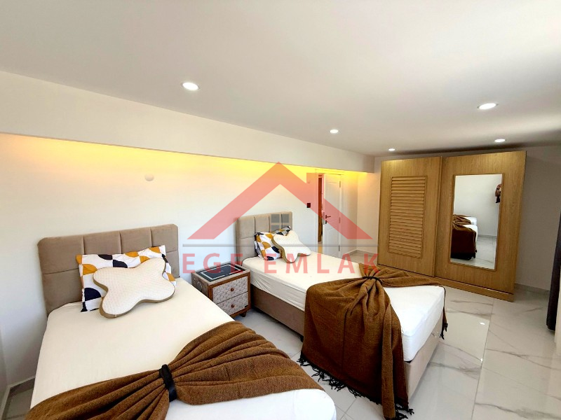 Didim'de 700 M² Arsa İçerisinde Satılık 4+ 1 Villa