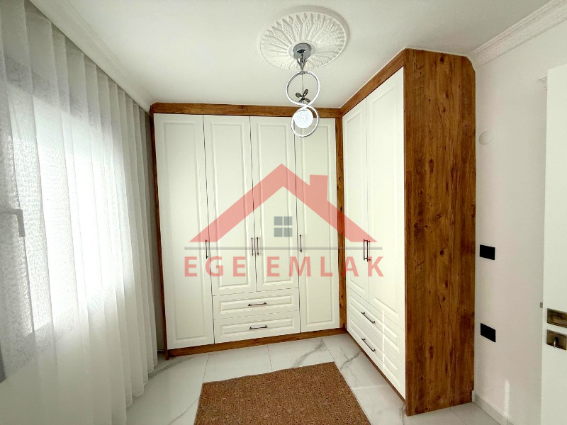 Didim'de 700 M² Arsa İçerisinde Satılık 4+ 1 Villa