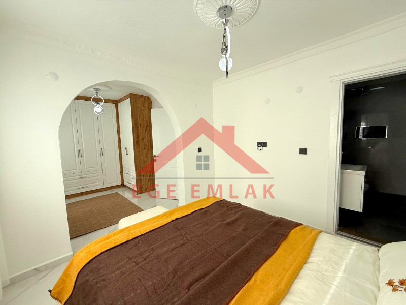 Didim'de 700 M² Arsa İçerisinde Satılık 4+ 1 Villa