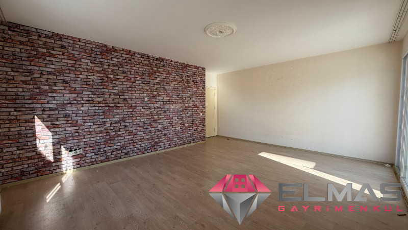 Elmas’tan M.Kemal’de Yatay Mimari Doğalgazlı Bağımsız 3+1