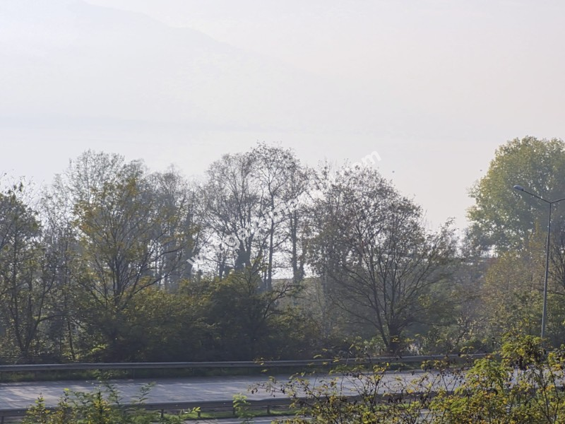 Sakaray ili Serdivanda bulunan muhteşem göl manzaralı villa