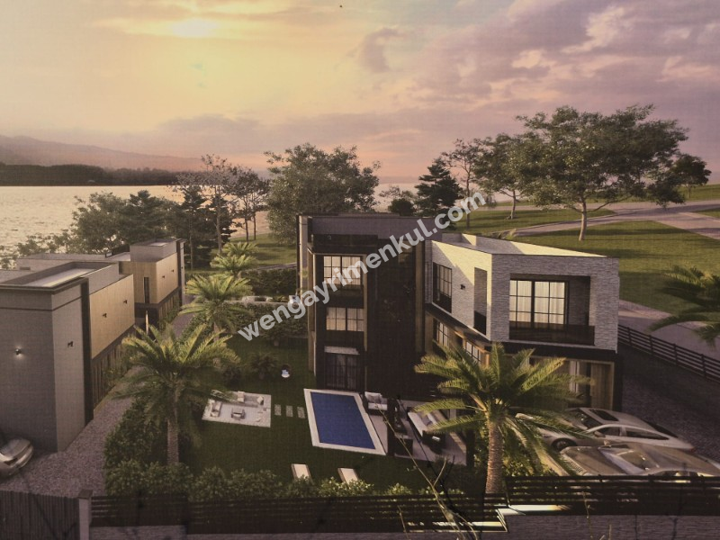 Sakaray ili Serdivanda bulunan muhteşem göl manzaralı villa