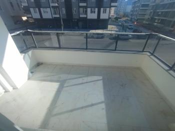 Güvenay - Çorum Ulukavak Mehmetcik Anadolu Lisesi Karşısı Satılık 3+1 Sıfır Daire 