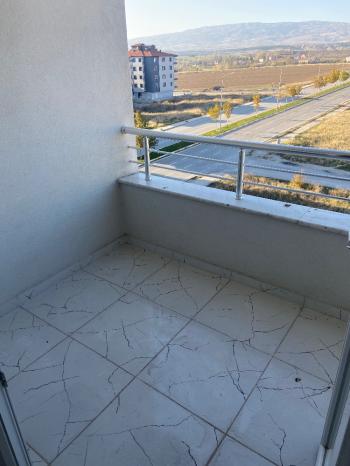 GÜVENAY - ÇORUM BUHARAEVLER OSMANCIK CADDESİ ÜZERİ 3+1 KİRALIK DAİRE 