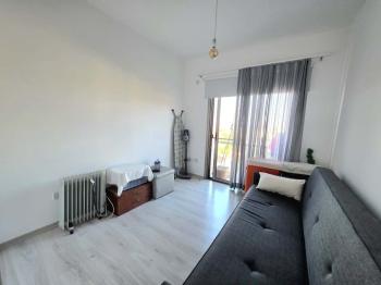 KKTC Girne Merkezde Muhteşem Deniz ve Dağ Manzaralı Türk Malı Satılık 2+1 Daire