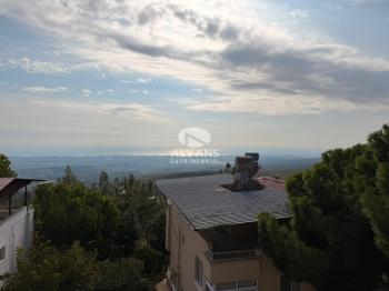 ALYANS'TAN HAVUZLU SİTE İÇİ TERASLI DENİZ MANZARALI 4+1 VİLLA