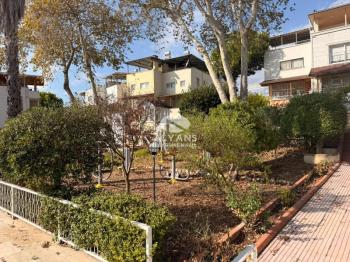 ALYANS'TAN HAVUZLU SİTE İÇİ TERASLI DENİZ MANZARALI 4+1 VİLLA