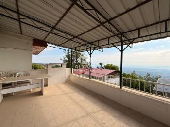 ALYANS'TAN HAVUZLU SİTE İÇİ TERASLI DENİZ MANZARALI 4+1 VİLLA