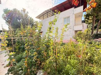 ALYANS'TAN HAVUZLU SİTE İÇİ TERASLI DENİZ MANZARALI 4+1 VİLLA