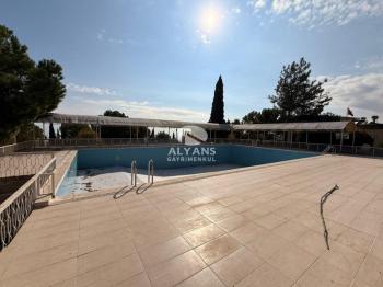 ALYANS'TAN HAVUZLU SİTE İÇİ TERASLI DENİZ MANZARALI 4+1 VİLLA