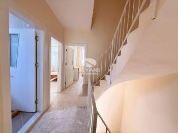 ALYANS'TAN HAVUZLU SİTE İÇİ TERASLI DENİZ MANZARALI 4+1 VİLLA