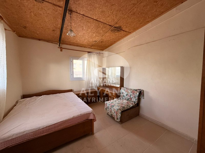 ALYANS'TAN HAVUZLU SİTE İÇİ TERASLI DENİZ MANZARALI 4+1 VİLLA