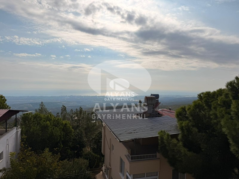 ALYANS'TAN HAVUZLU SİTE İÇİ TERASLI DENİZ MANZARALI 4+1 VİLLA