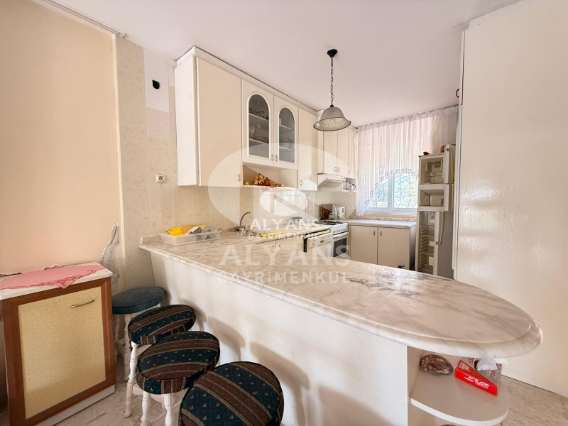 ALYANS'TAN HAVUZLU SİTE İÇİ TERASLI DENİZ MANZARALI 4+1 VİLLA