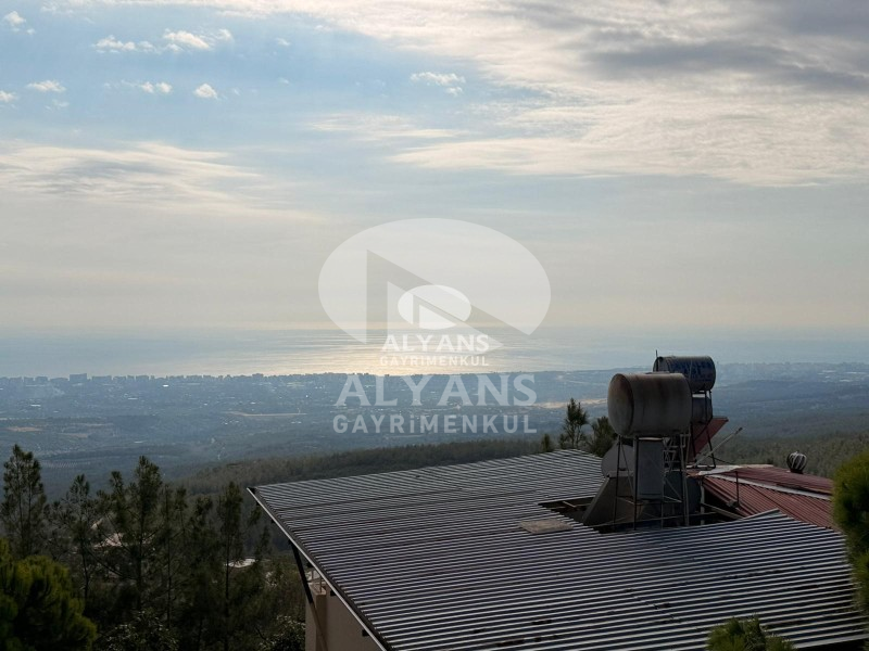 ALYANS'TAN HAVUZLU SİTE İÇİ TERASLI DENİZ MANZARALI 4+1 VİLLA