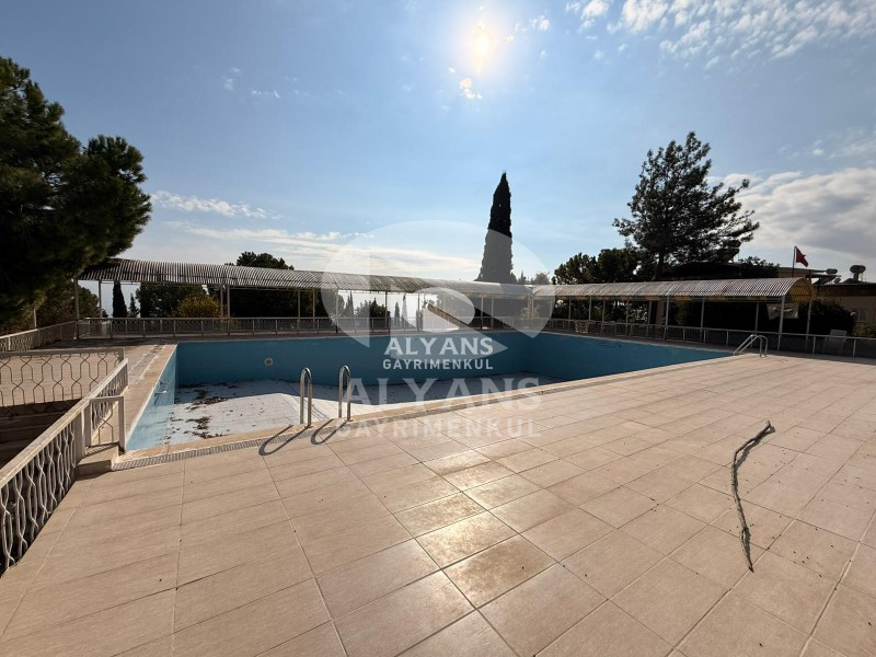 ALYANS'TAN HAVUZLU SİTE İÇİ TERASLI DENİZ MANZARALI 4+1 VİLLA