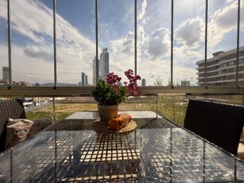 bayraklı adalet mahallesi amora evlerinde satılık 3+1 daire 