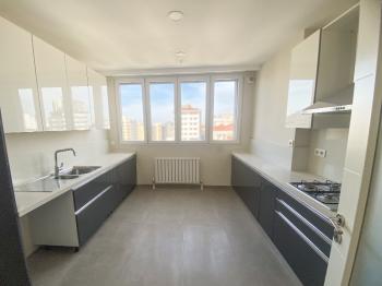 CEMİL TOPUZLU CAD  ÜZERİ 3+1 120 M2 NET DENİZ MANZARALI YENİ BİNA