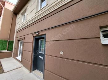 Güvenay - Çorum Üçtutlar Binevler Mevkin de Satılık 4+1 Villa 